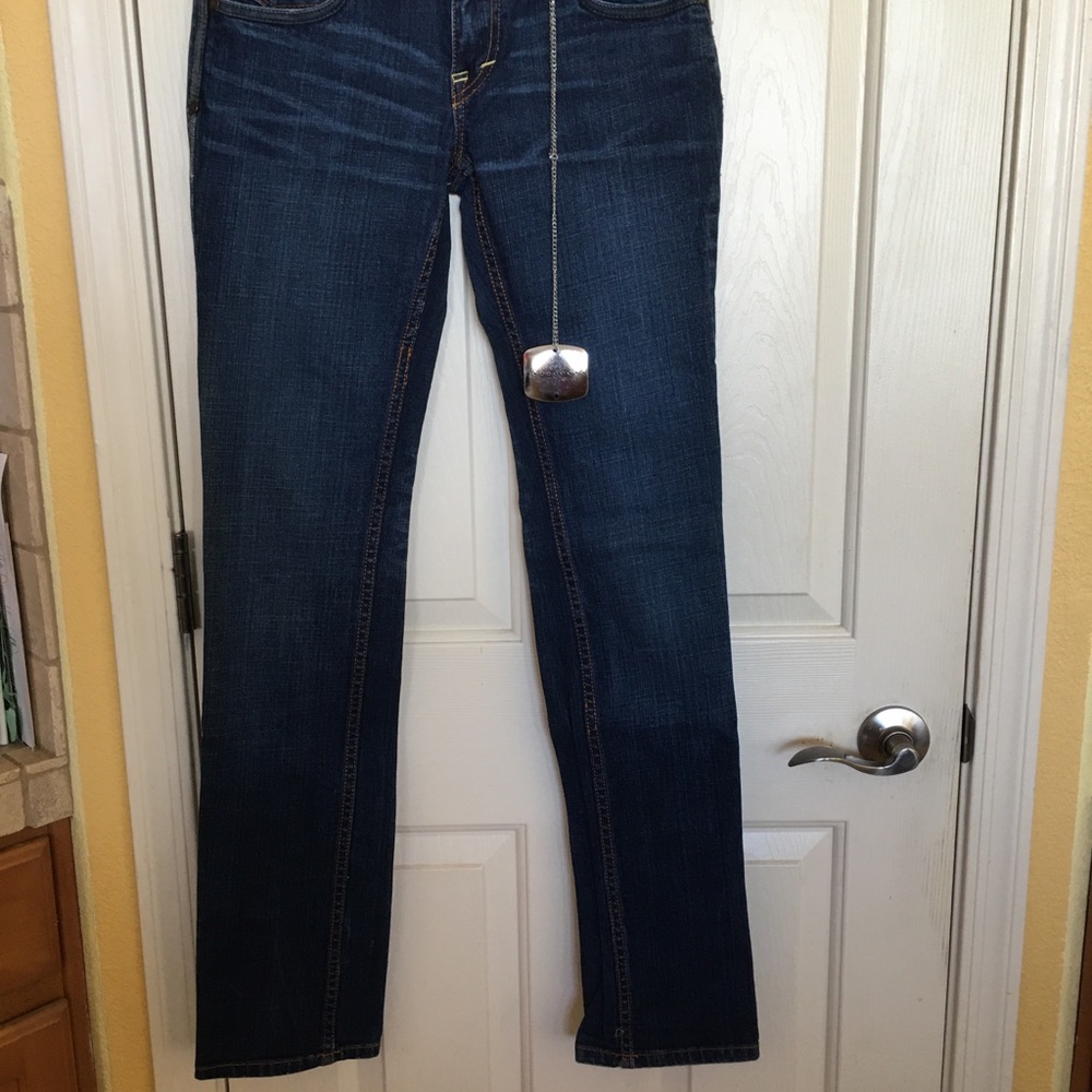 TAVERNITI women’s blue jeans Size 26 EUC!